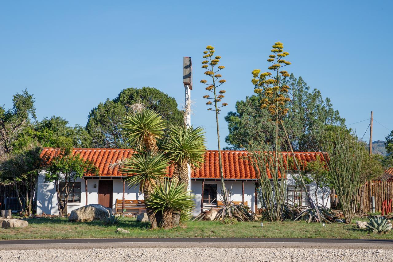 Antelope Lodge Alpine Buitenkant foto